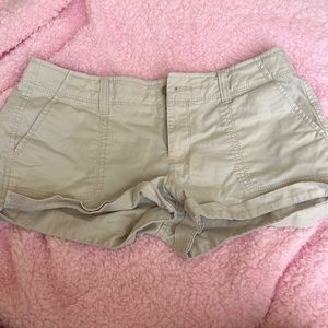 tan low rise jean shorts from old navy!